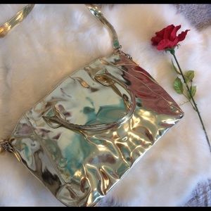 Ultra Chi metallic gold purse with extra strap 😍